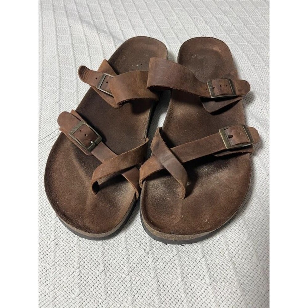 Women’s leather mountain sole sandles size 11